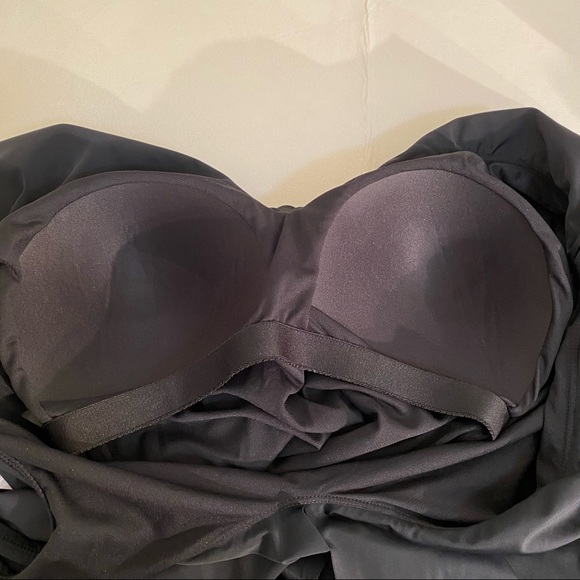 Raisins Curve Black Stingray Plus One Piece Swimsuit 22W - Picture 12 of 15